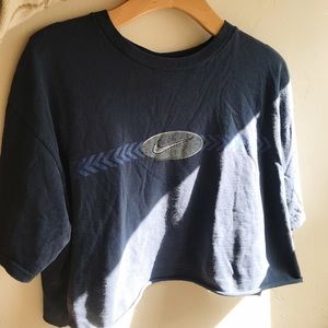vintage navy blue nike cropped tee